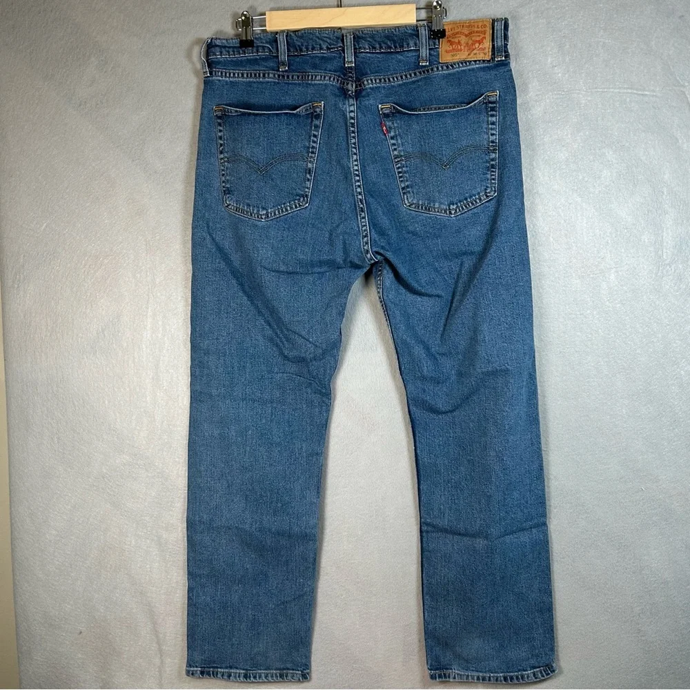 Levi’s Men's 505 Straight Regular Fit Men’s Denim Jeans Size 38x30‎